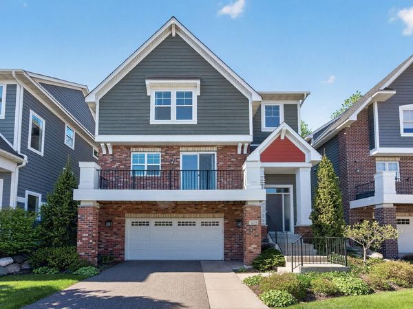 359 Pleasant Avenue , Saint Paul, MN 55102