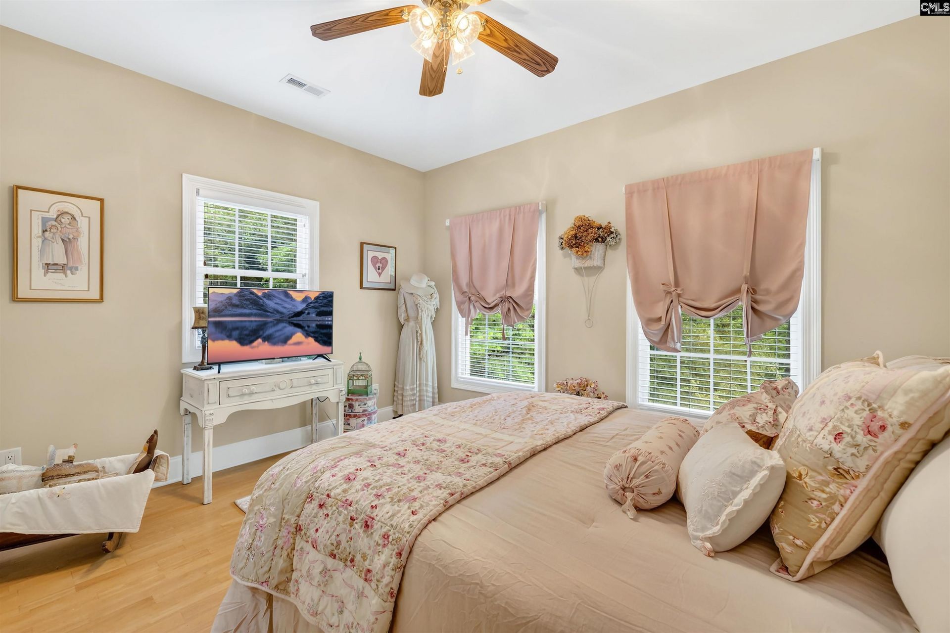 569 Living Waters Drive  Photo 36