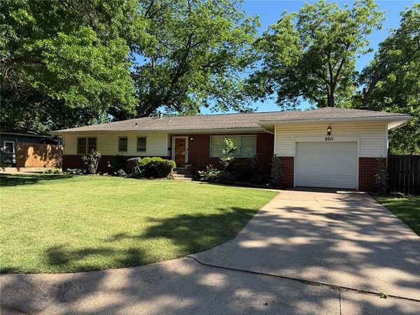 2011 W 10th Avenue, Stillwater, OK 74074