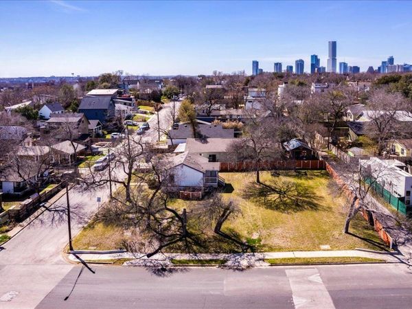2512 E 9th ST, Austin, TX 78702