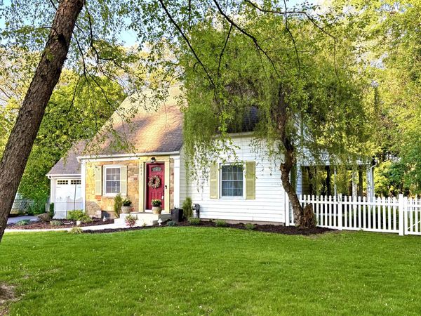 3811 Old Colony Road, Kalamazoo, MI 49008