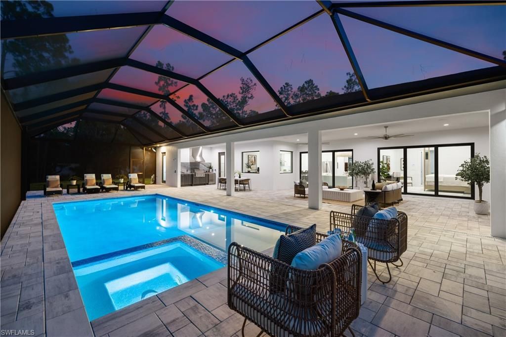 4221 7th Ave Nw, Naples, FL 34119 Photo