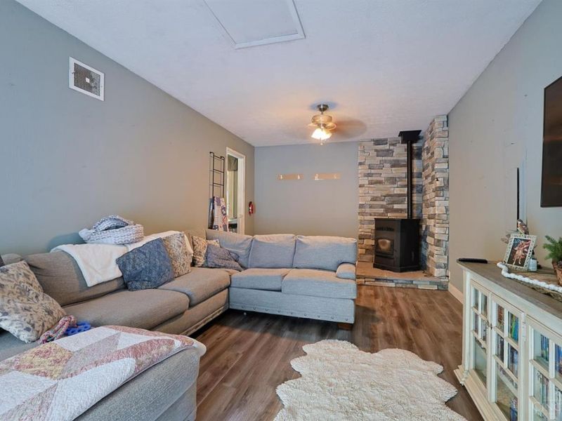 2715 St Rt 232, Bethel, OH 45106 Photo 10