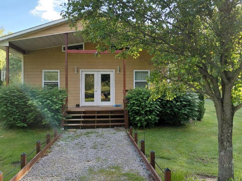 2715 St Rt 232, Bethel, OH 45106 Photo 5
