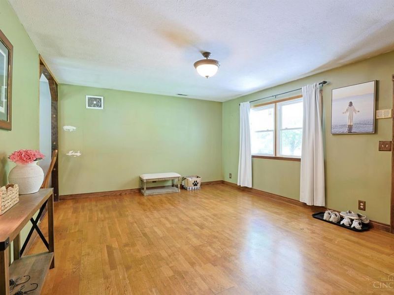 2715 St Rt 232, Bethel, OH 45106 Photo 6