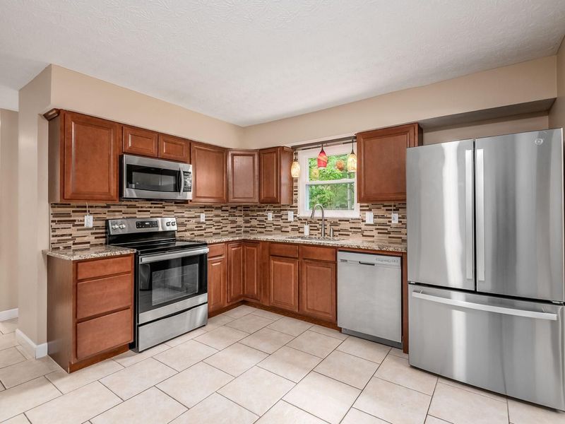 3164 Strathburn Court, Dublin, OH 43017 Photo 10