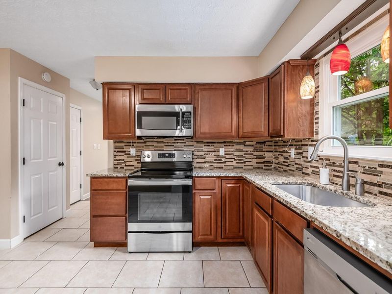 3164 Strathburn Court, Dublin, OH 43017 Photo 12