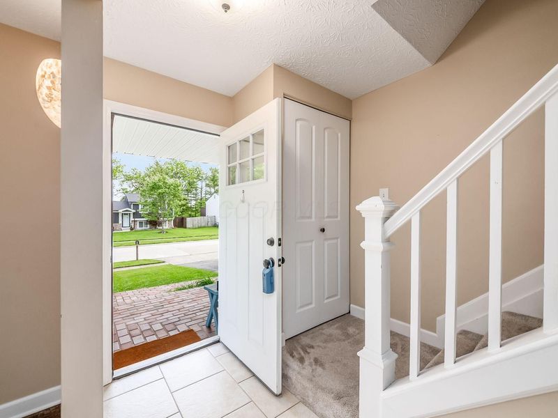 3164 Strathburn Court, Dublin, OH 43017 Photo 3