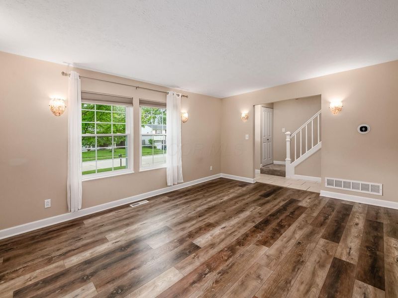 3164 Strathburn Court, Dublin, OH 43017 Photo 6