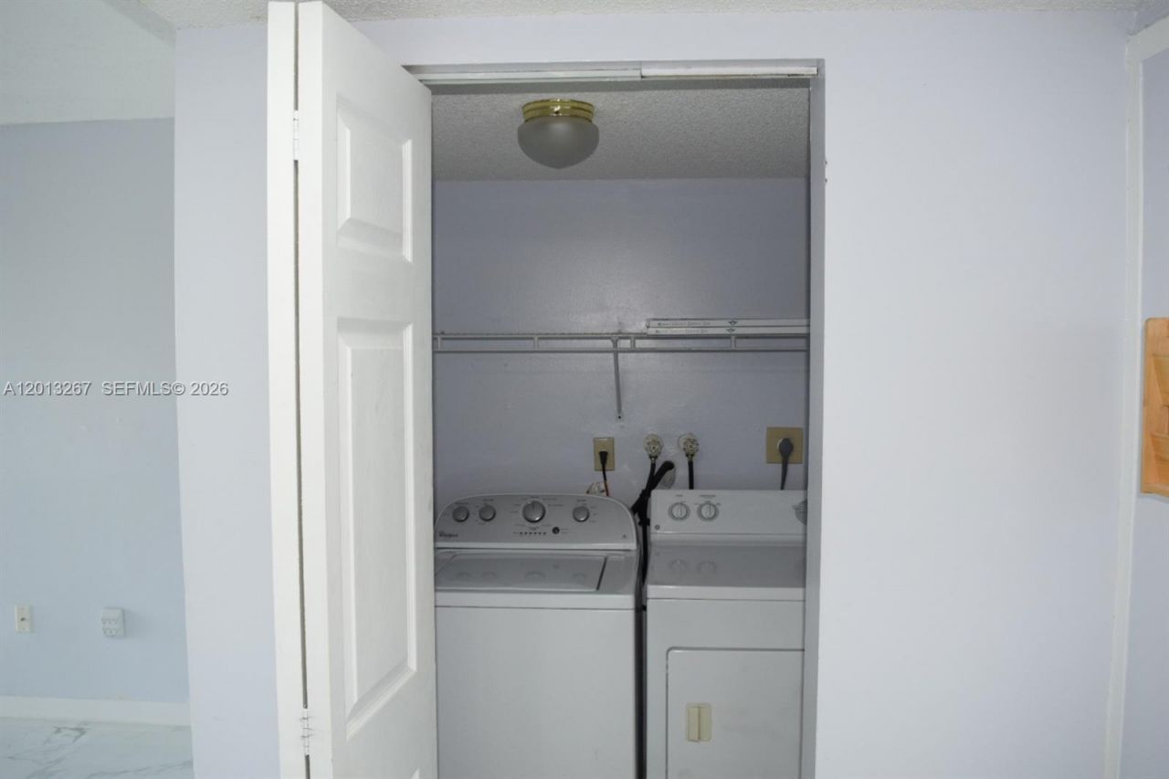 2075 SW 122nd Ave , Unit 415, Miami, FL 33175 Photo