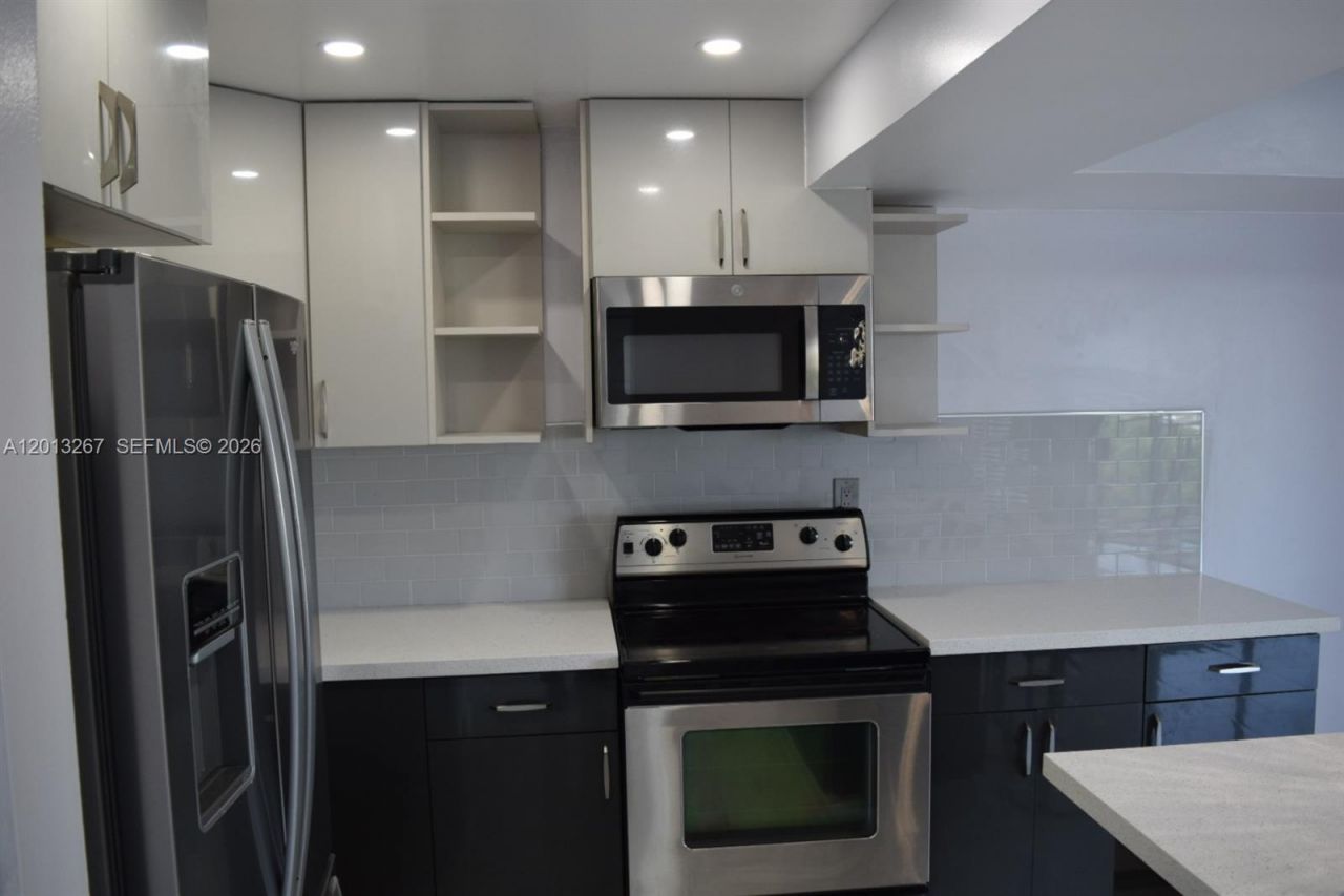 2075 SW 122nd Ave , Unit 415, Miami, FL 33175 Photo