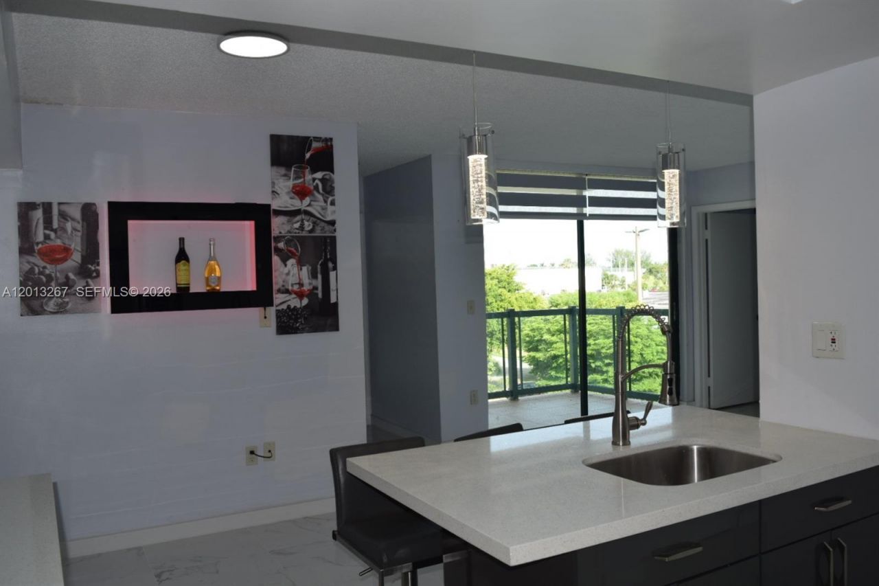 2075 SW 122nd Ave , Unit 415, Miami, FL 33175 Photo