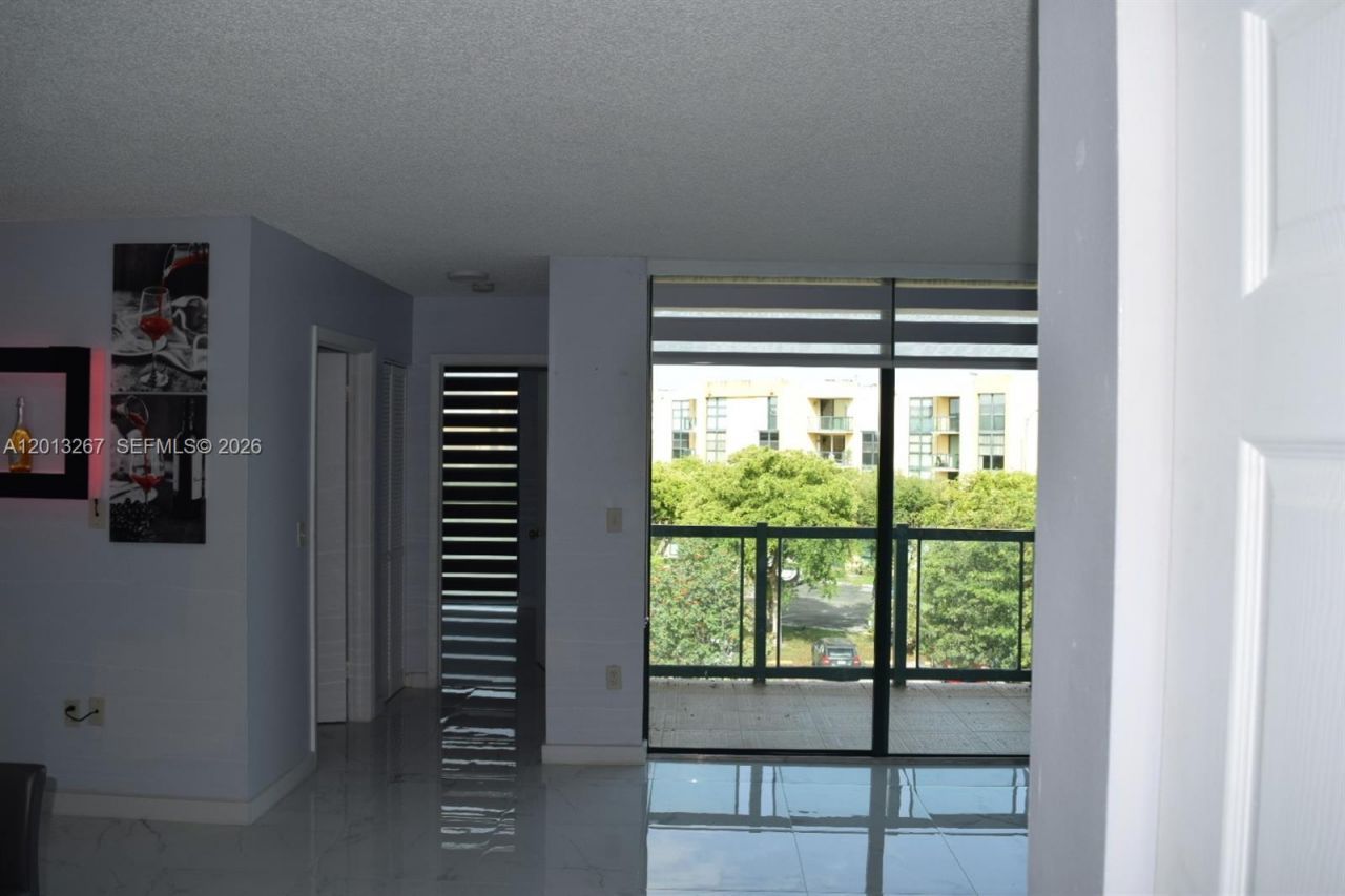 2075 SW 122nd Ave , Unit 415, Miami, FL 33175 Photo