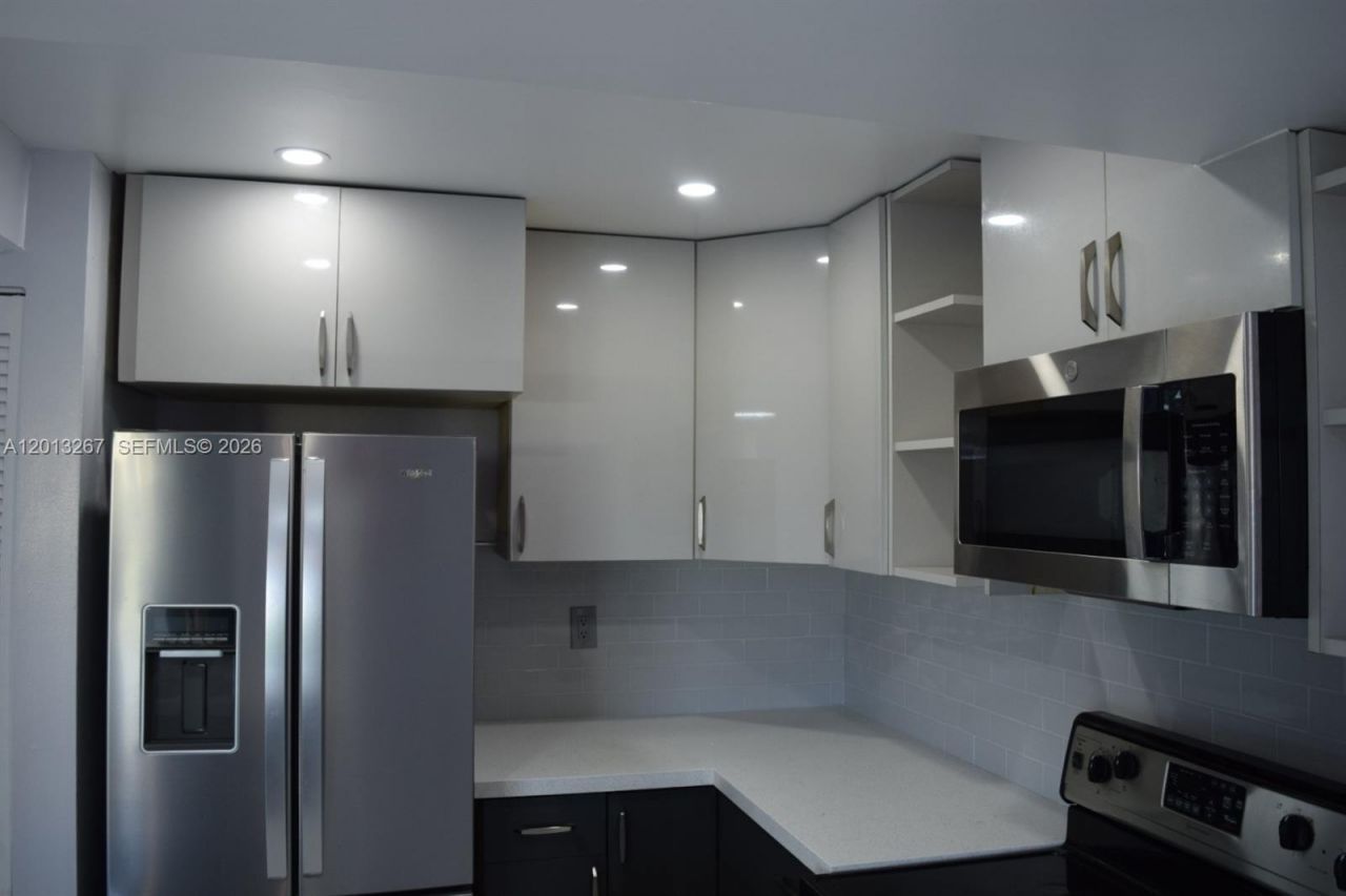 2075 SW 122nd Ave , Unit 415, Miami, FL 33175 Photo