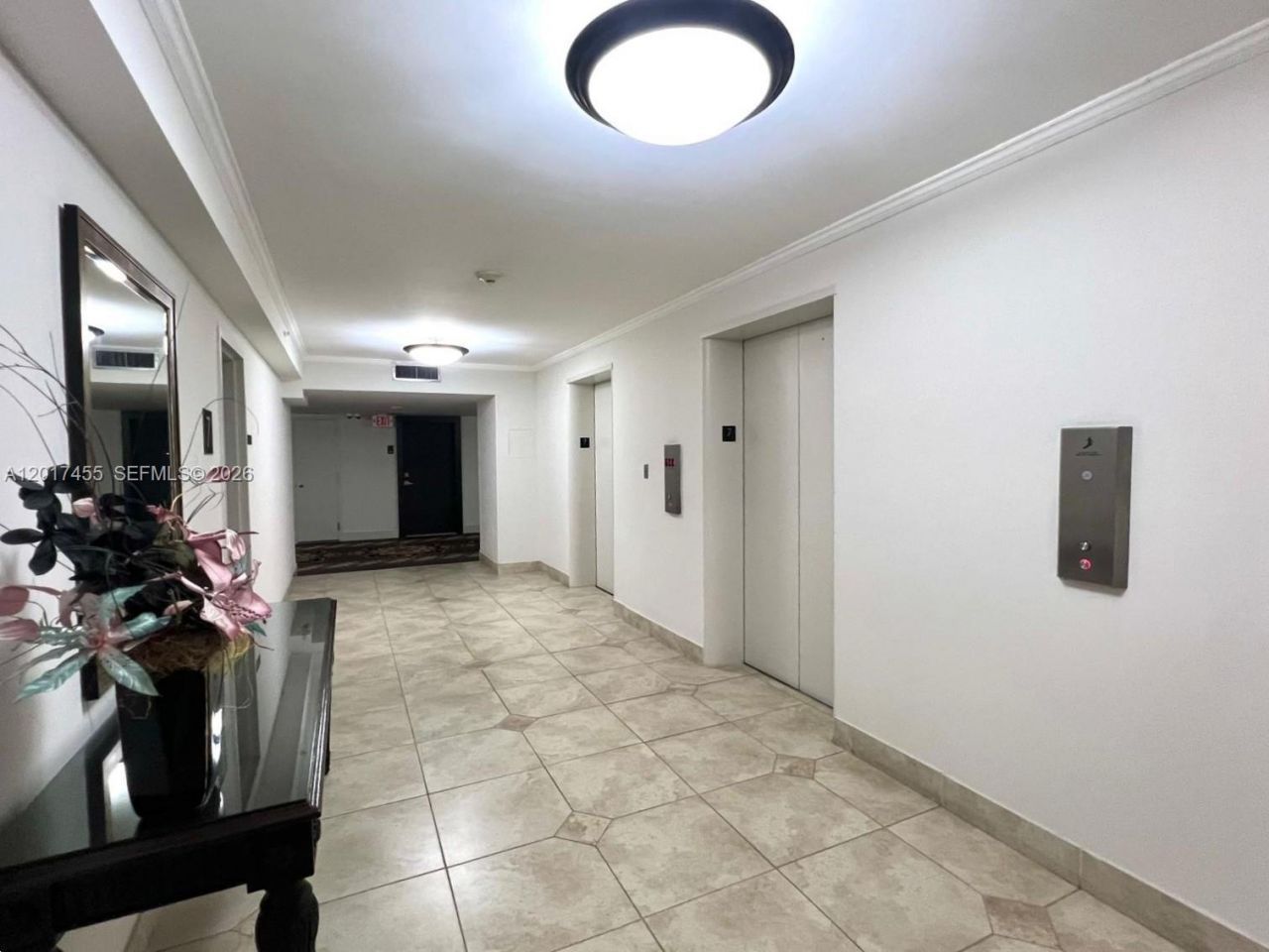 2801 NE 183rd St, Unit 1914W, Aventura, FL 33160 Photo
