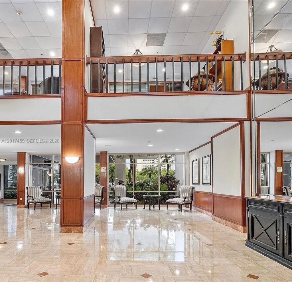 2801 NE 183rd St, Unit 1914W, Aventura, FL 33160 Photo