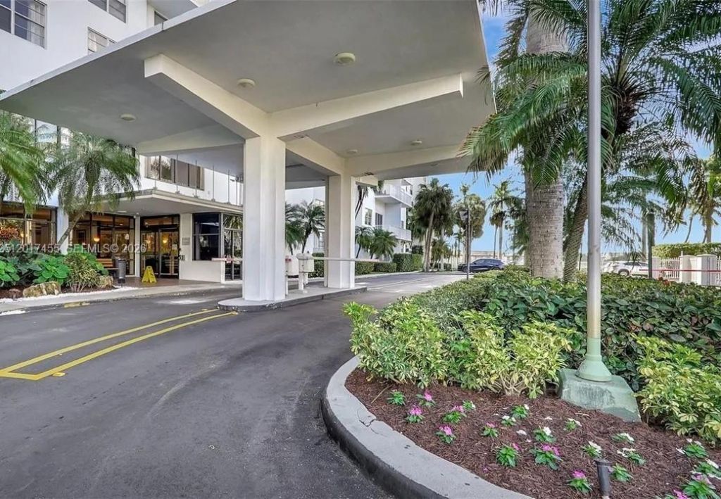 2801 NE 183rd St, Unit 1914W, Aventura, FL 33160 Photo