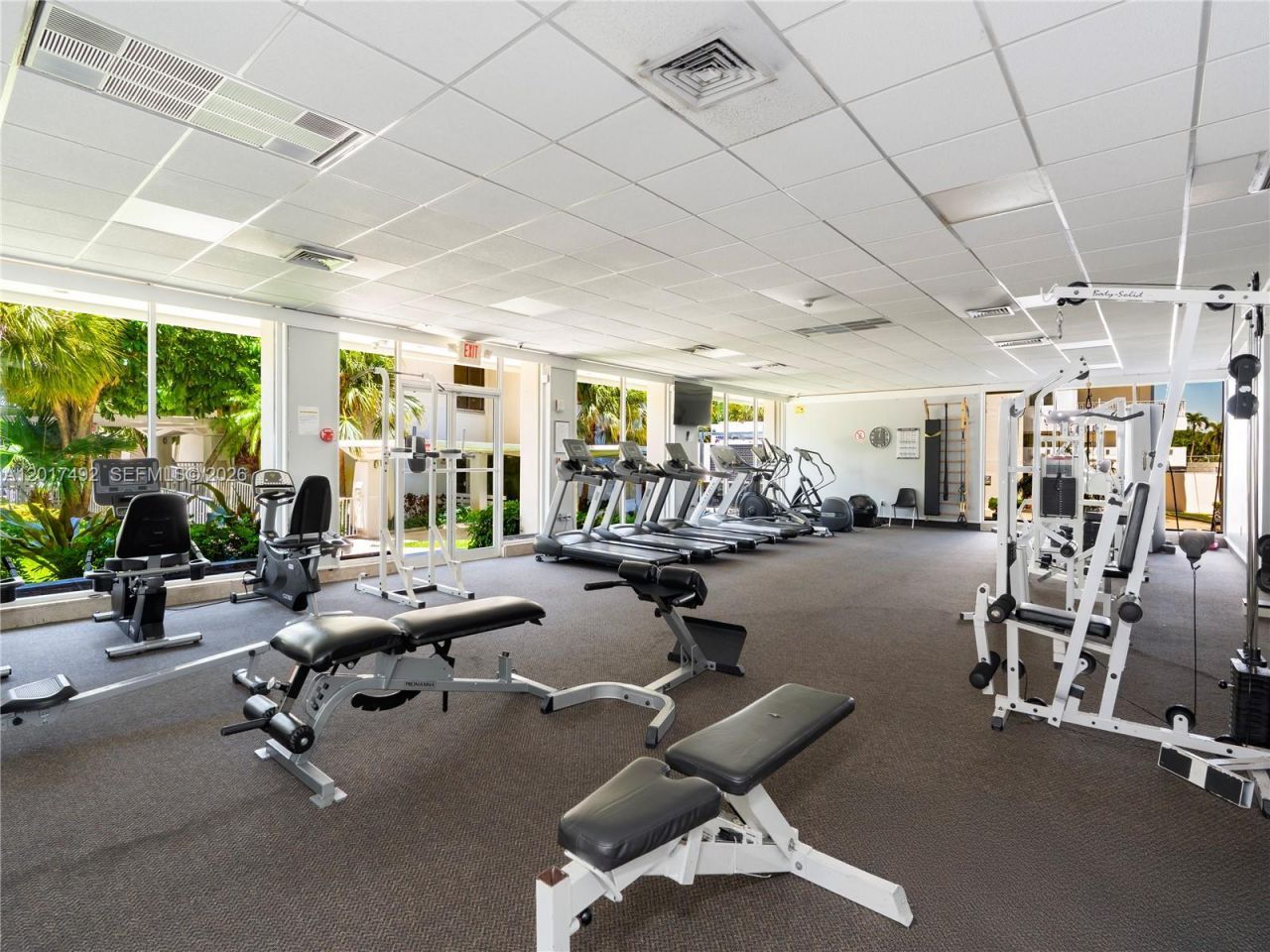 300 Bayview Dr , Unit 2115, Sunny Isles Beach, FL 33160 Photo