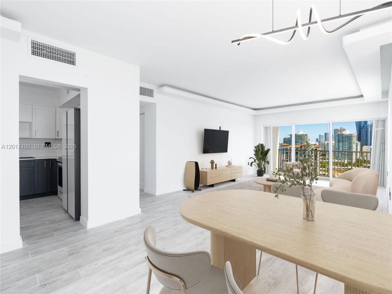 300 Bayview Dr , Unit 2115, Sunny Isles Beach, FL 33160 Photo