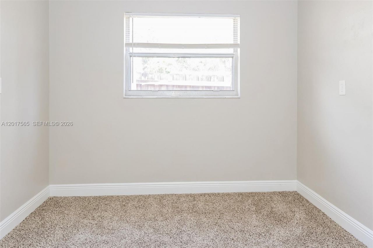 727 S Pine St , Lake Worth, FL 33460 Photo