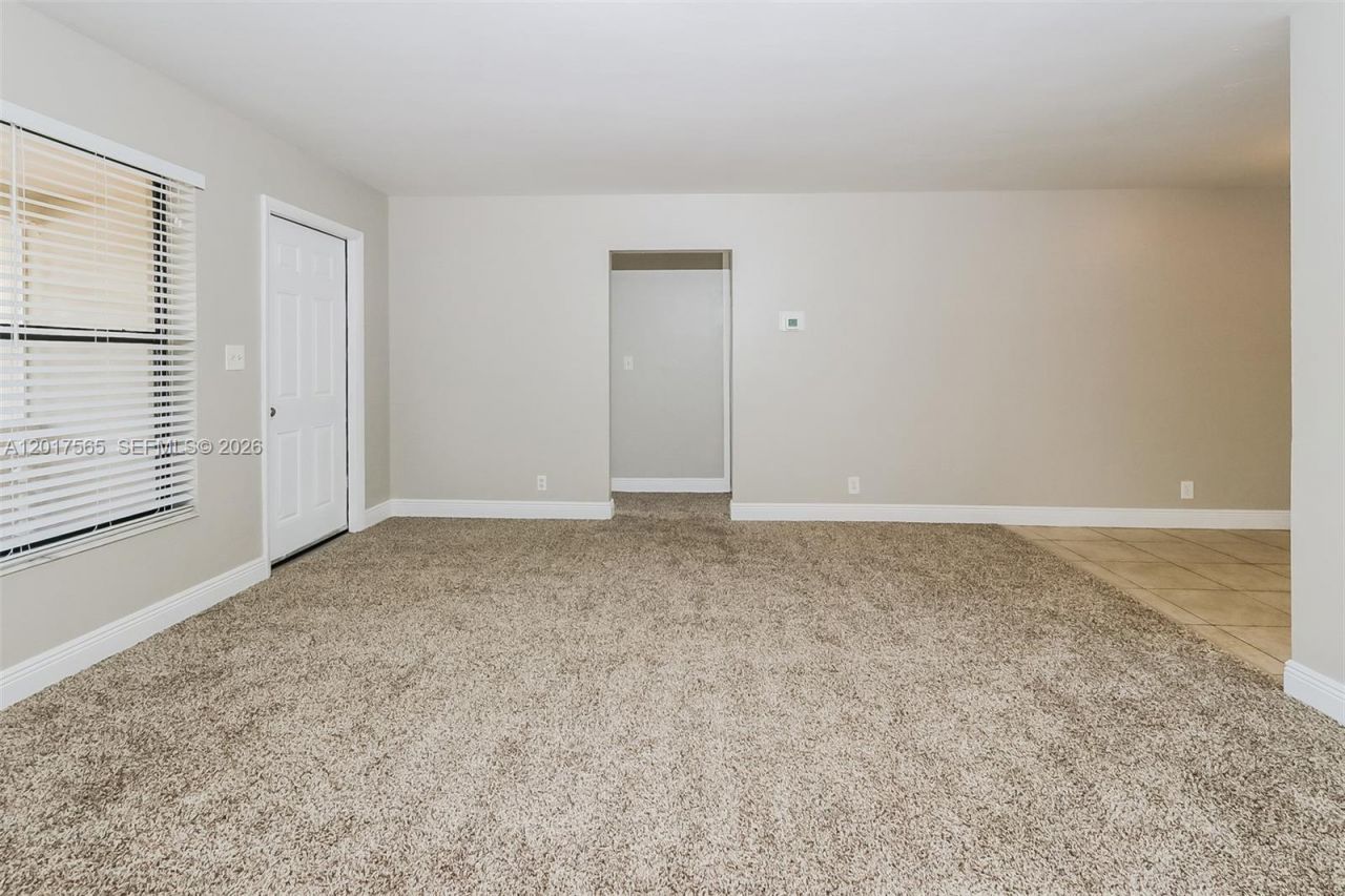 727 S Pine St , Lake Worth, FL 33460 Photo