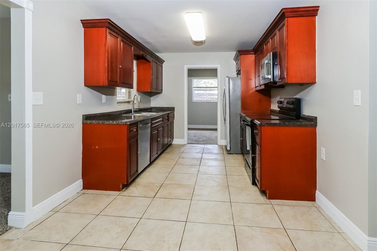 727 S Pine St , Lake Worth, FL 33460 Photo