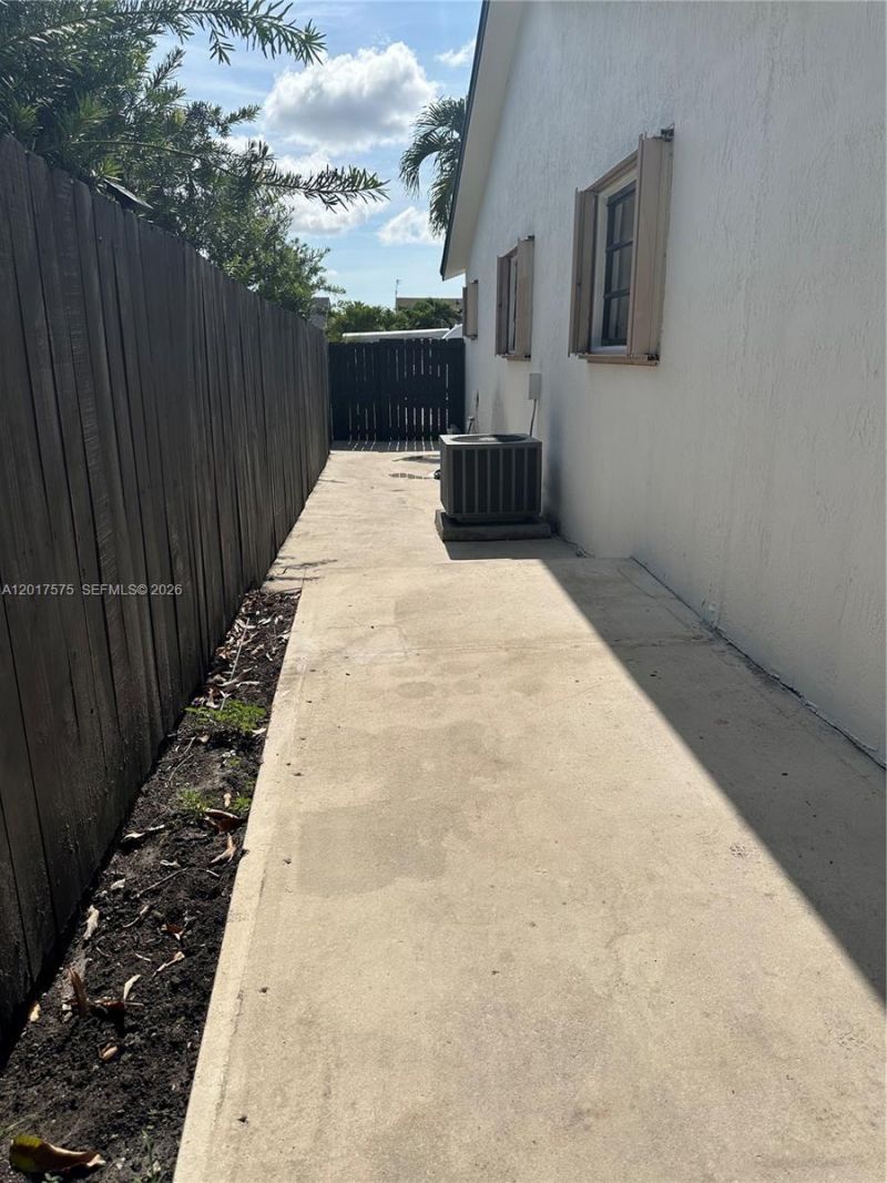 Please Call For Address, Miami, FL 33186 Photo
