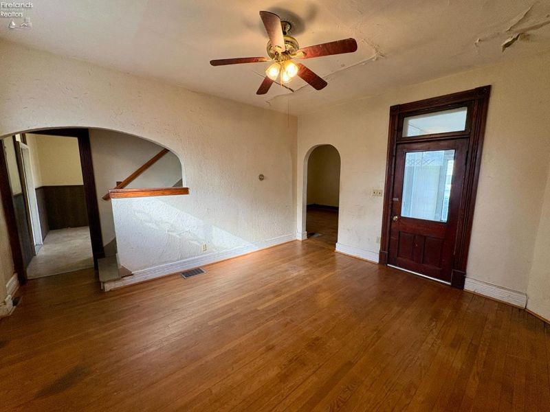 70 N Sandusky Street, Tiffin, OH 44883 Photo 12