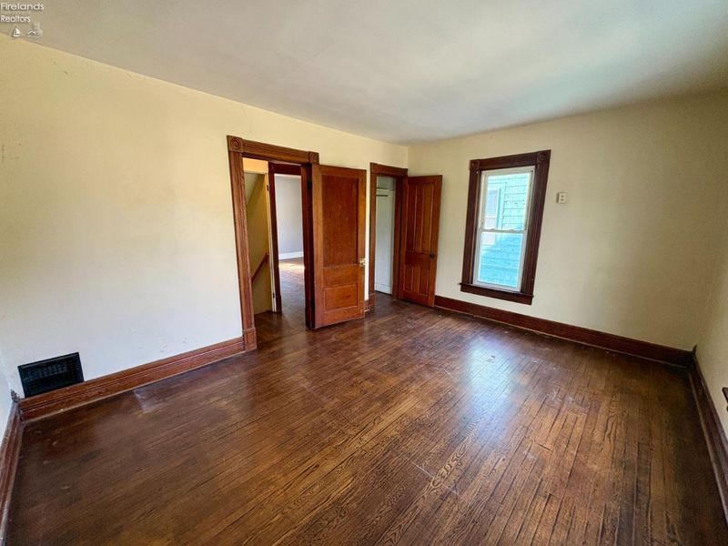 70 N Sandusky Street, Tiffin, OH 44883 Photo 25