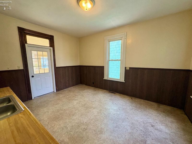 70 N Sandusky Street, Tiffin, OH 44883 Photo 6