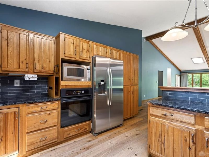 212 Walnut Grove Drive, Washington Township, OH 45458 Photo 15