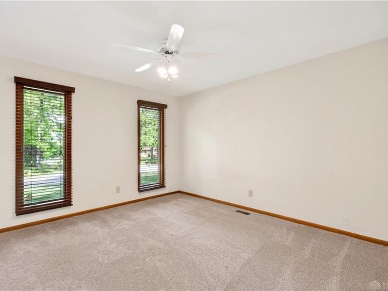 212 Walnut Grove Drive, Washington Township, OH 45458 Photo 28