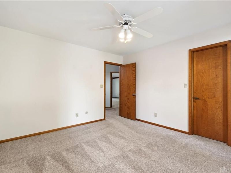 212 Walnut Grove Drive, Washington Township, OH 45458 Photo 29