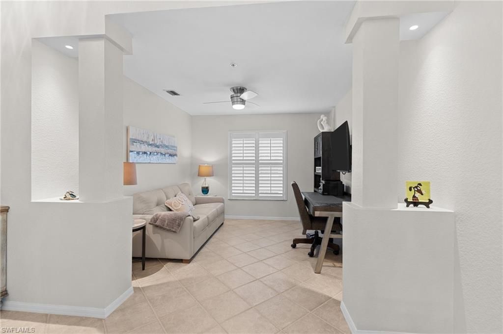 1930 Willow Bend Cir, Unit 201, Naples, FL 34109 Photo