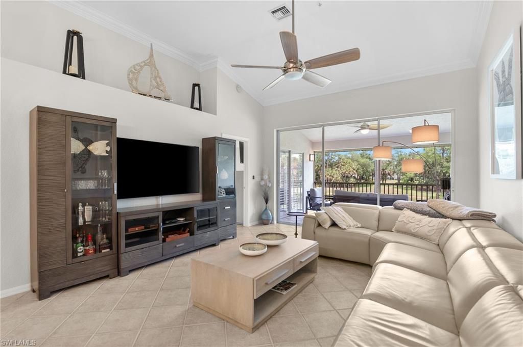 1930 Willow Bend Cir, Unit 201, Naples, FL 34109 Photo