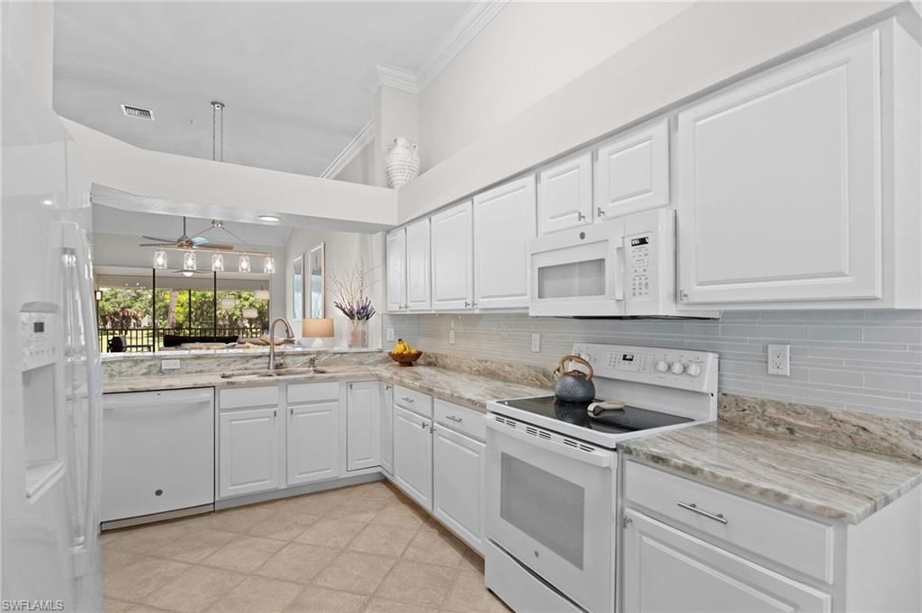 1930 Willow Bend Cir, Unit 201, Naples, FL 34109 Photo
