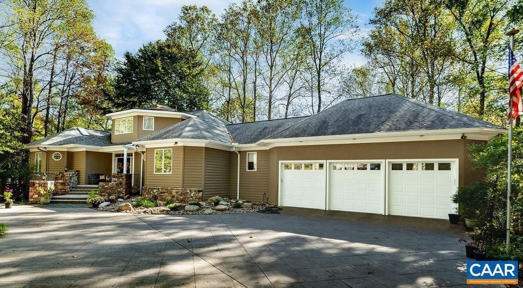 105 SADDLEBACK KNL, NELLYSFORD, VA 22958