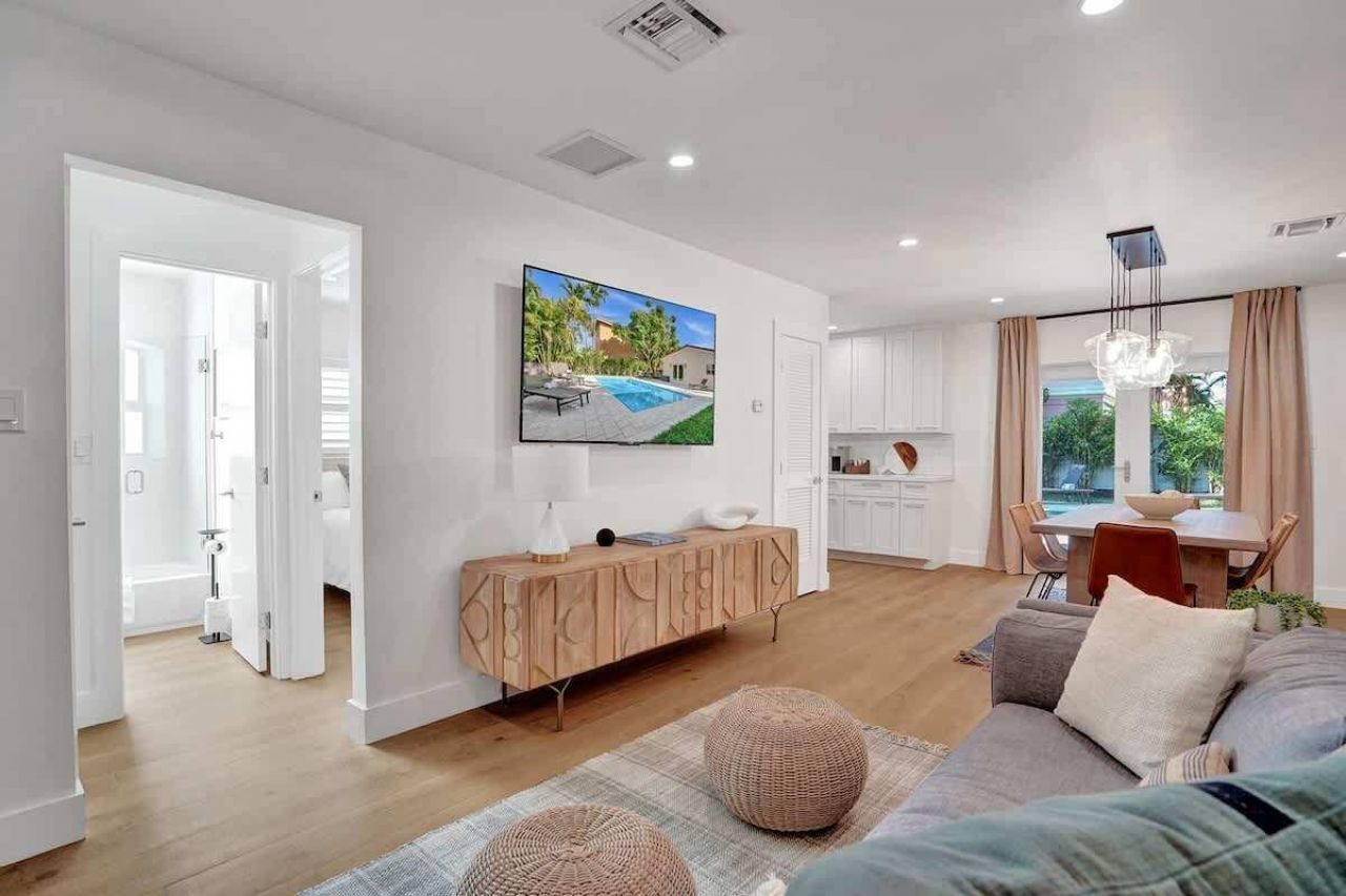 1043 N Victoria Park Road, Unit 1-2, Fort Lauderdale, FL 33304 Photo