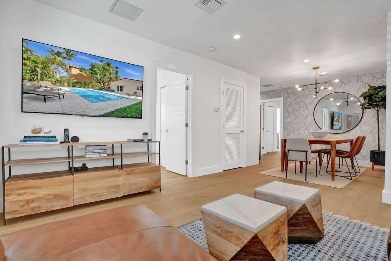 1043 N Victoria Park Road, Unit 1-2, Fort Lauderdale, FL 33304 Photo