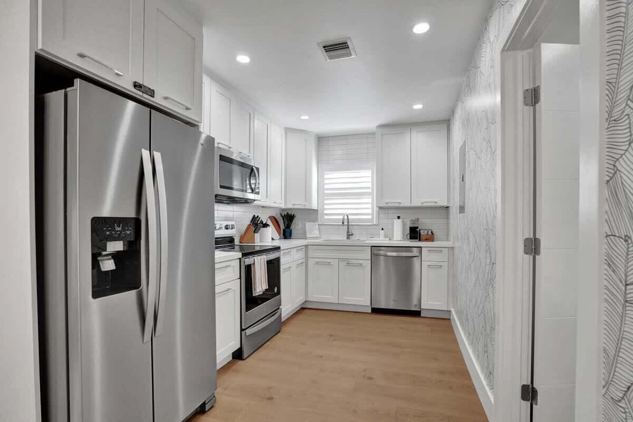1043 N Victoria Park Road, Unit 1-2, Fort Lauderdale, FL 33304 Photo