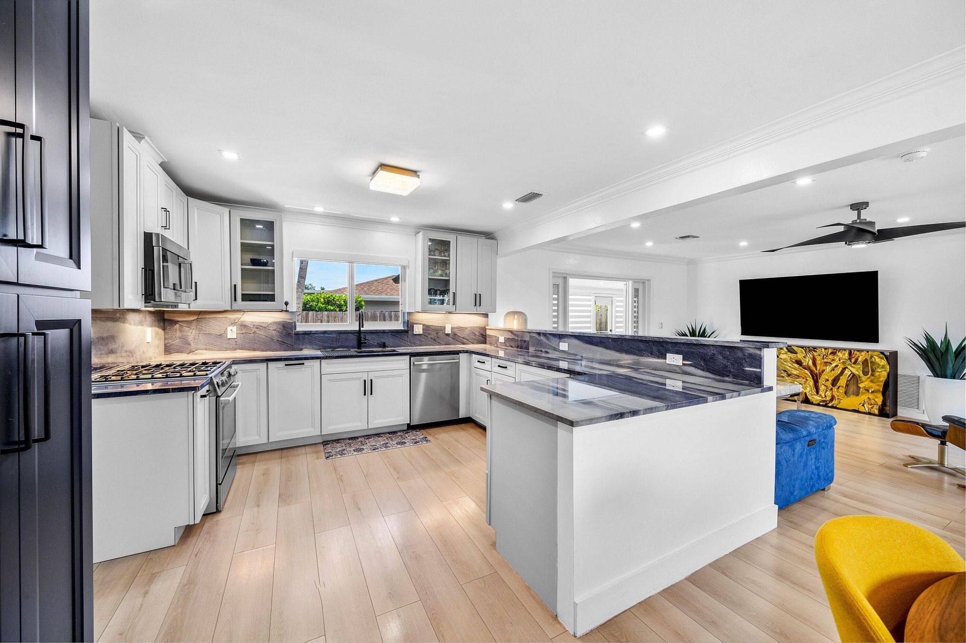 2866 SW 8th Street, Boynton Beach, FL 33435 Photo