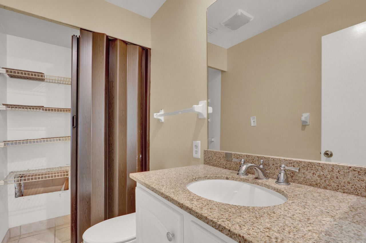 312 Southwind Drive, Unit 207, North Palm Beach, FL 33408 Photo