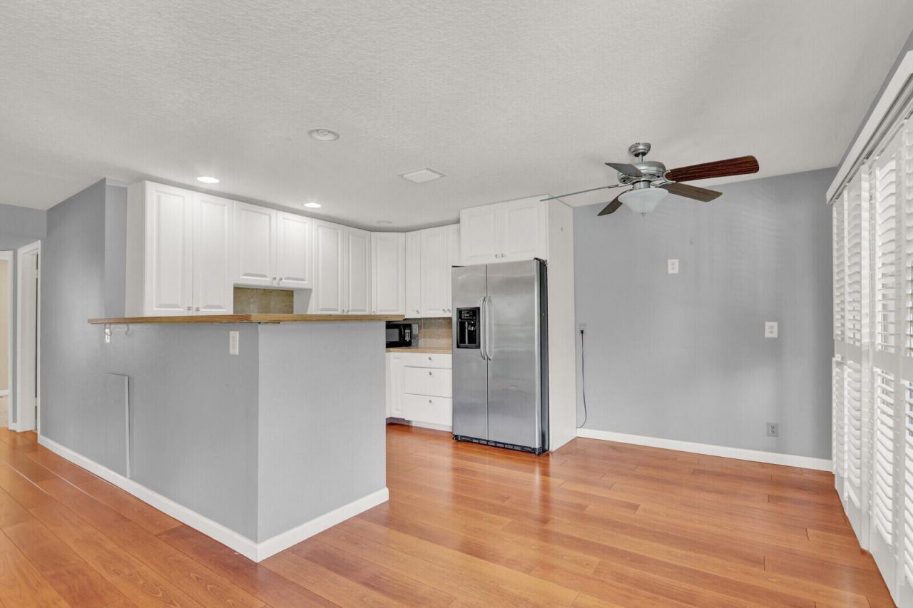 312 Southwind Drive, Unit 207, North Palm Beach, FL 33408 Photo
