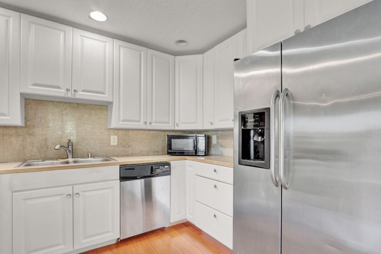 312 Southwind Drive, Unit 207, North Palm Beach, FL 33408 Photo
