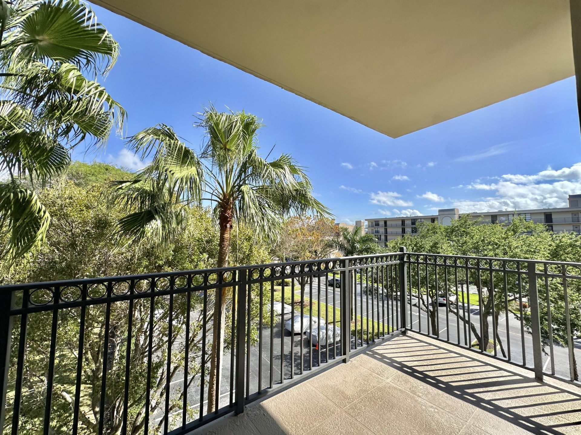 27 Royal Palm Way, Unit 406, Boca Raton, FL 33432 Photo