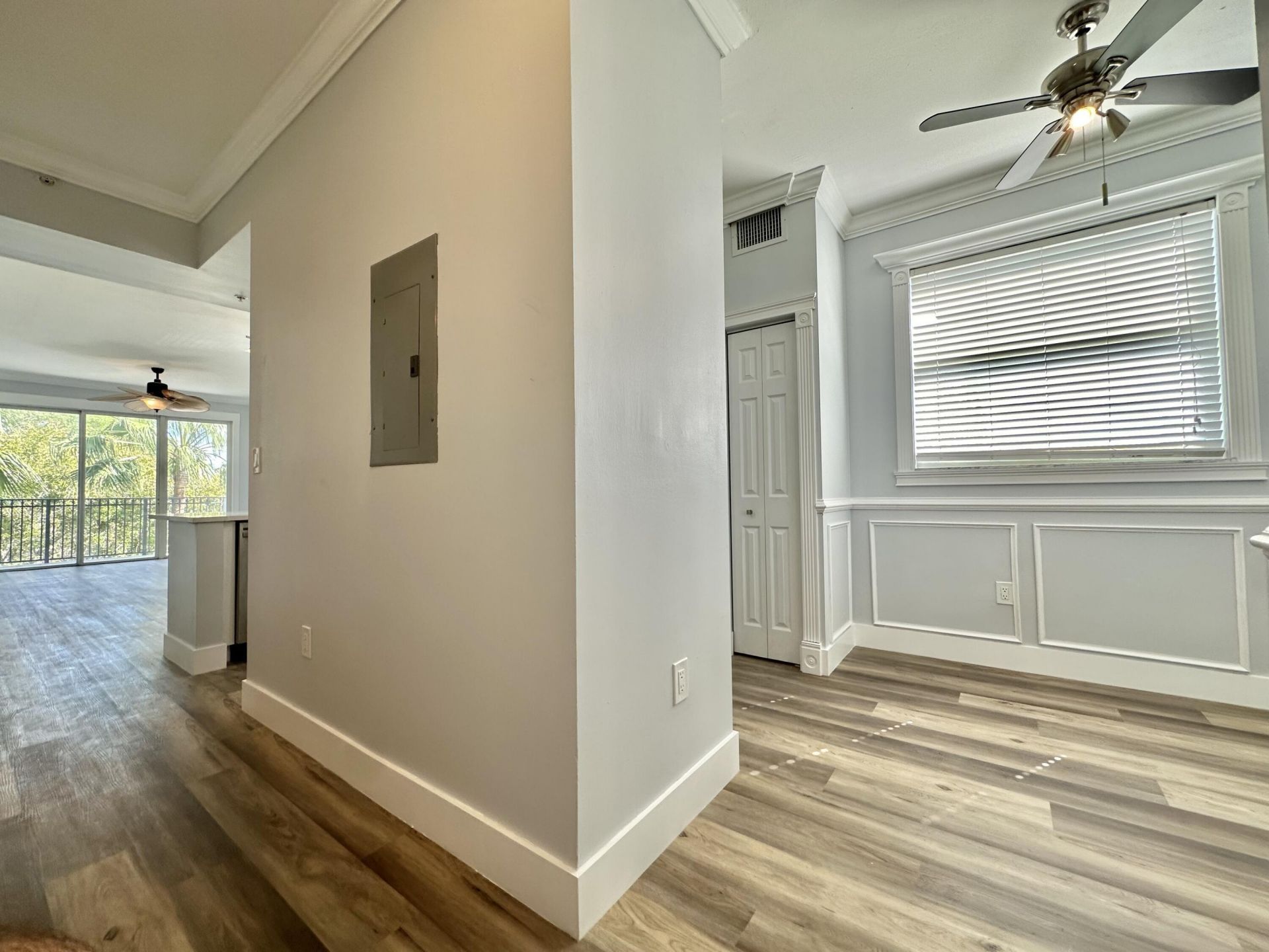 27 Royal Palm Way, Unit 406, Boca Raton, FL 33432 Photo