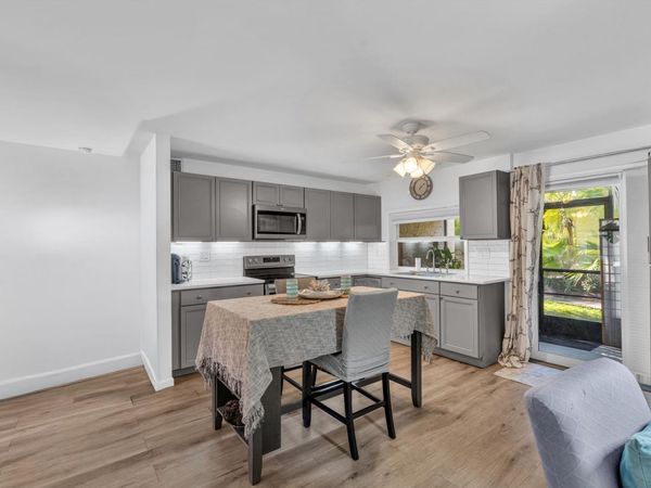 5314 NE 6 Avenue, Unit E20, Oakland Park, FL 33334