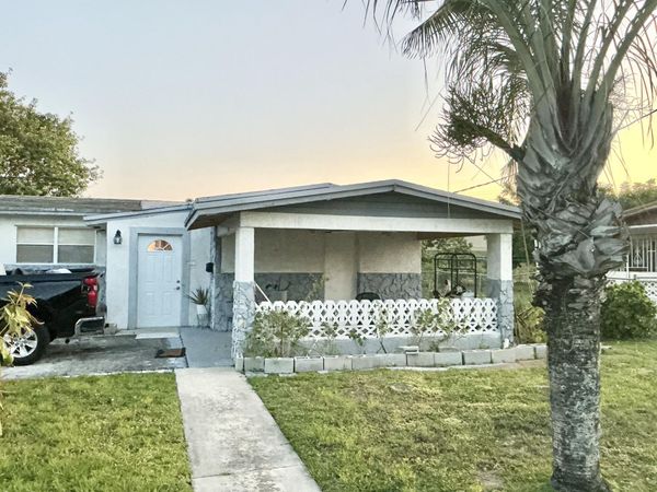 1201 NW 51st Avenue, Lauderhill, FL 33313