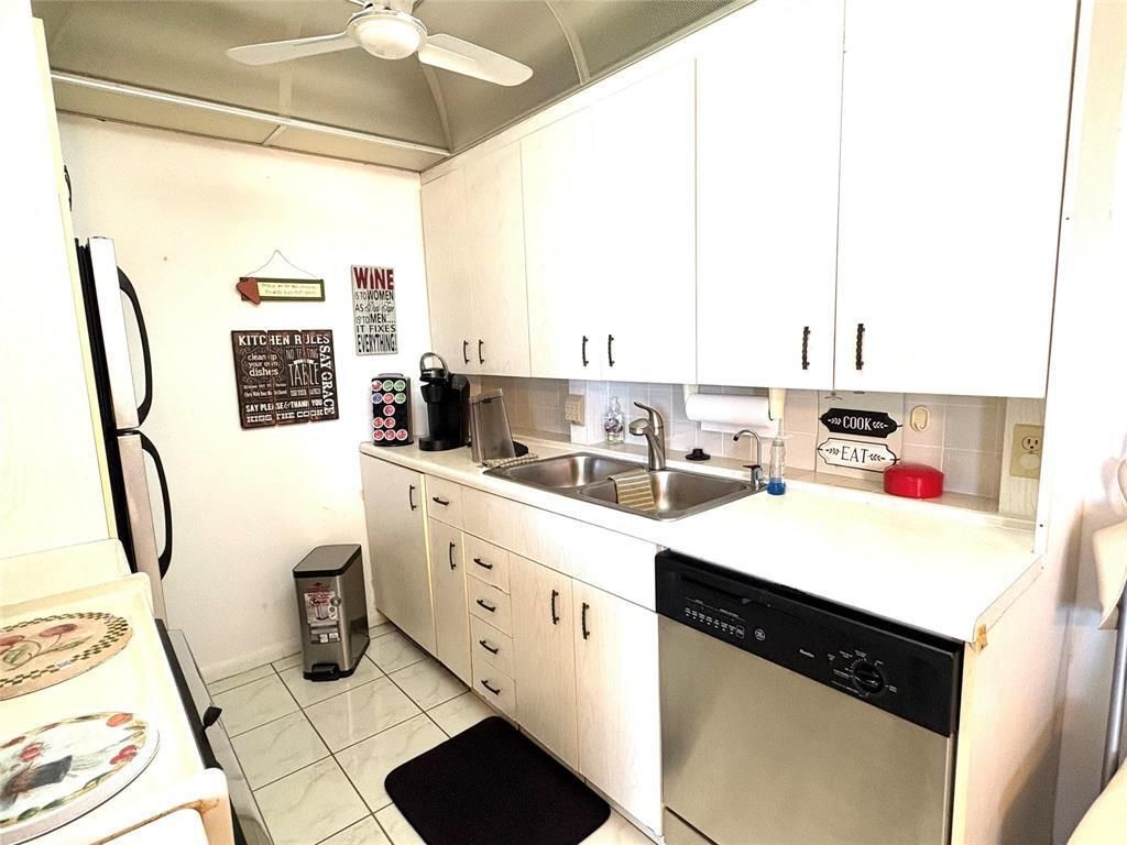 4046 Guilford C, Boca Raton, FL 33434 Photo