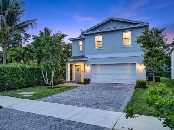4549 Dow Lane, Greenacres, FL 33463
